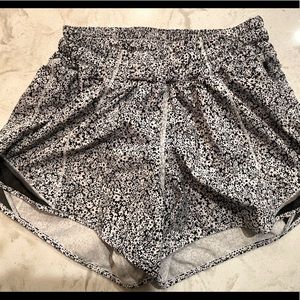 Lululemon Hotty Hot Shorts